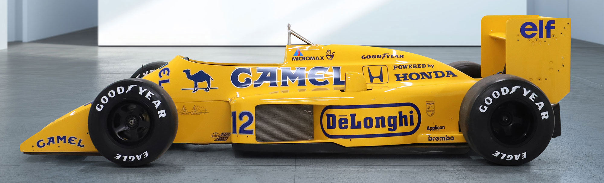 1987 Ayrton Senna Lotus F1 Team 99T Official Show Car